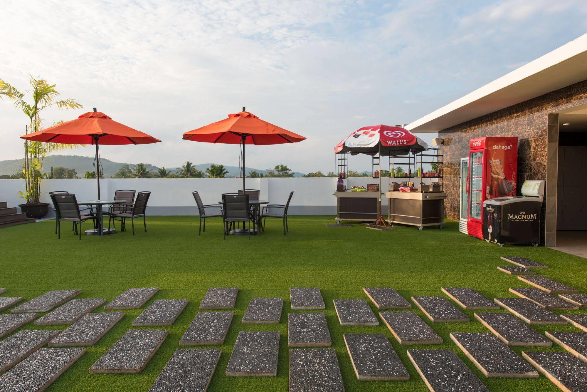 The Smith House Hotel Pantai Cenang  Bagian luar foto